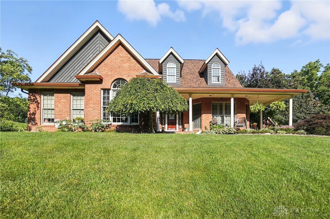 Springfield Twp, Ohio, 45504, United States, 3 Bedrooms Bedrooms, ,2 BathroomsBathrooms,Residential,For Sale,1910892