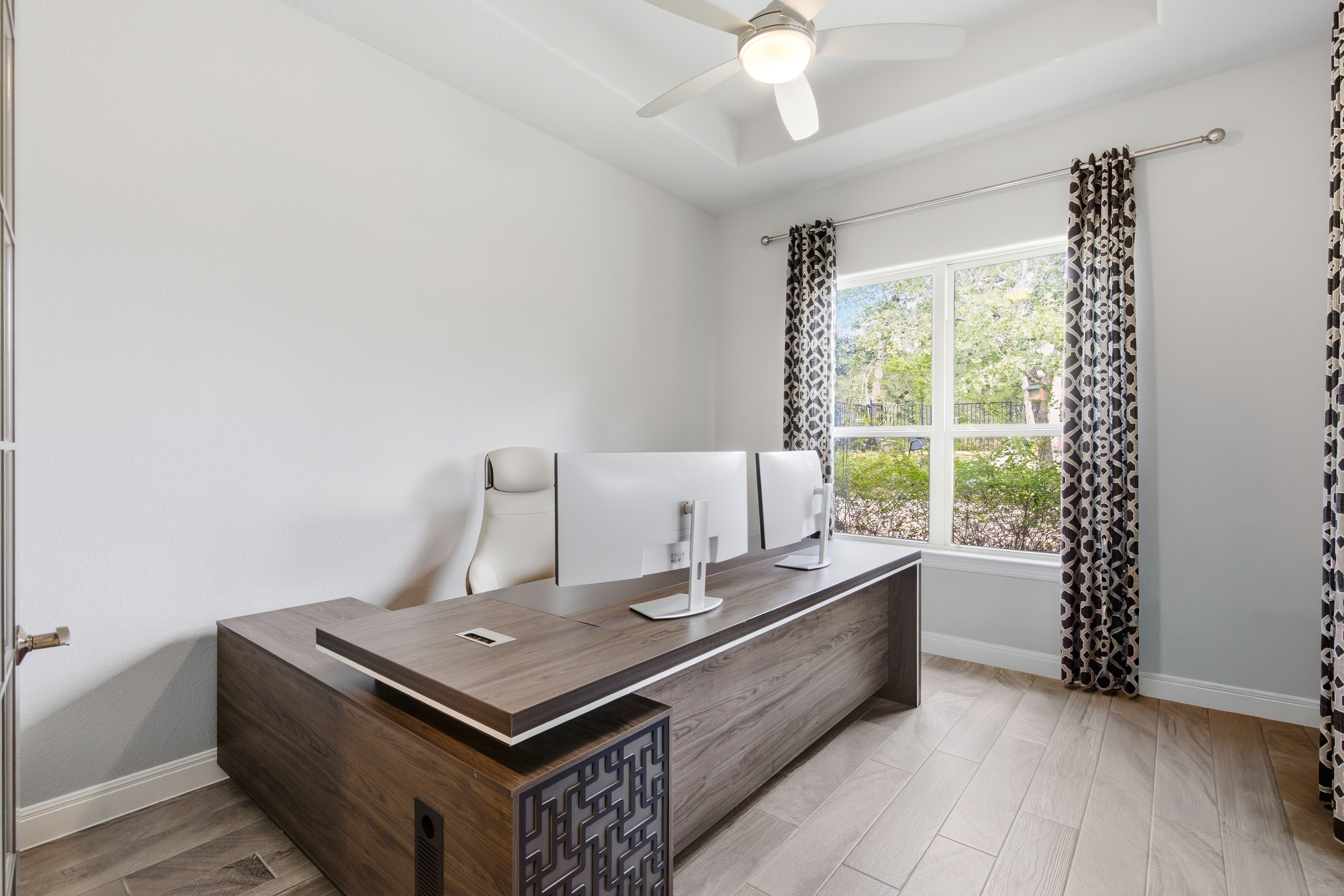 Elevated Living at The Colony - 物件實景