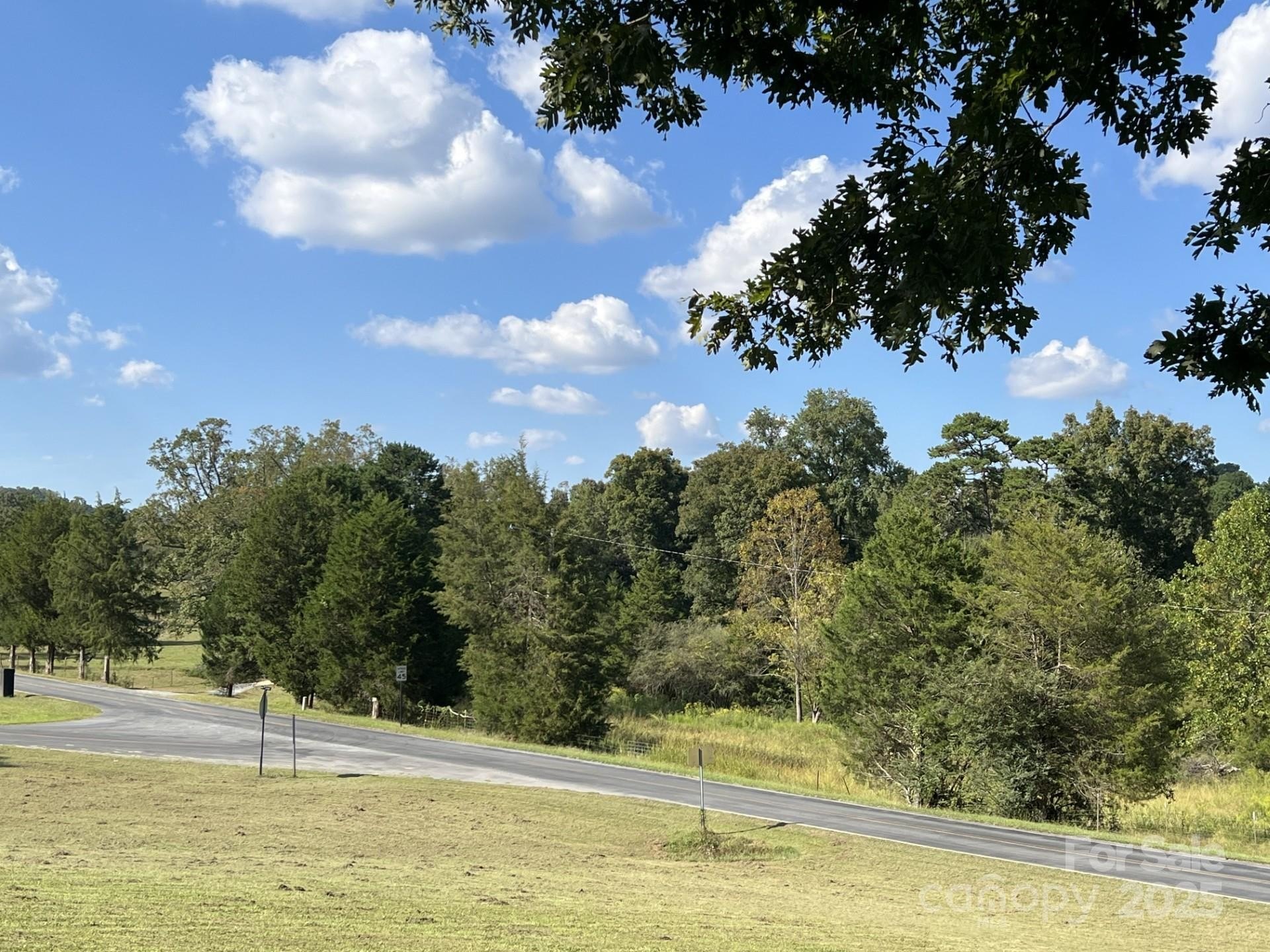 Stanfield, North Carolina, 28163, United States, 3 Bedrooms Bedrooms, ,3 BathroomsBathrooms,Residential,For Sale,1817214
