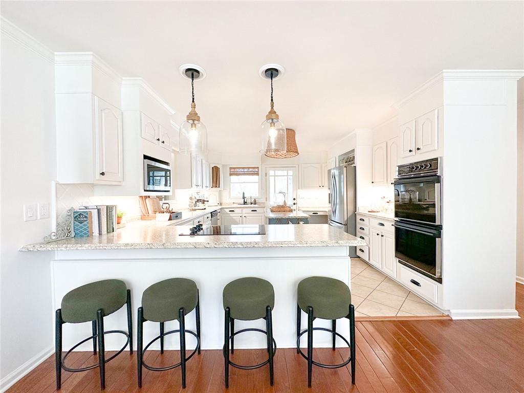 Calhoun, Georgia, 30701, United States, 3 Bedrooms Bedrooms, ,3 BathroomsBathrooms,Residential,For Sale,1758787
