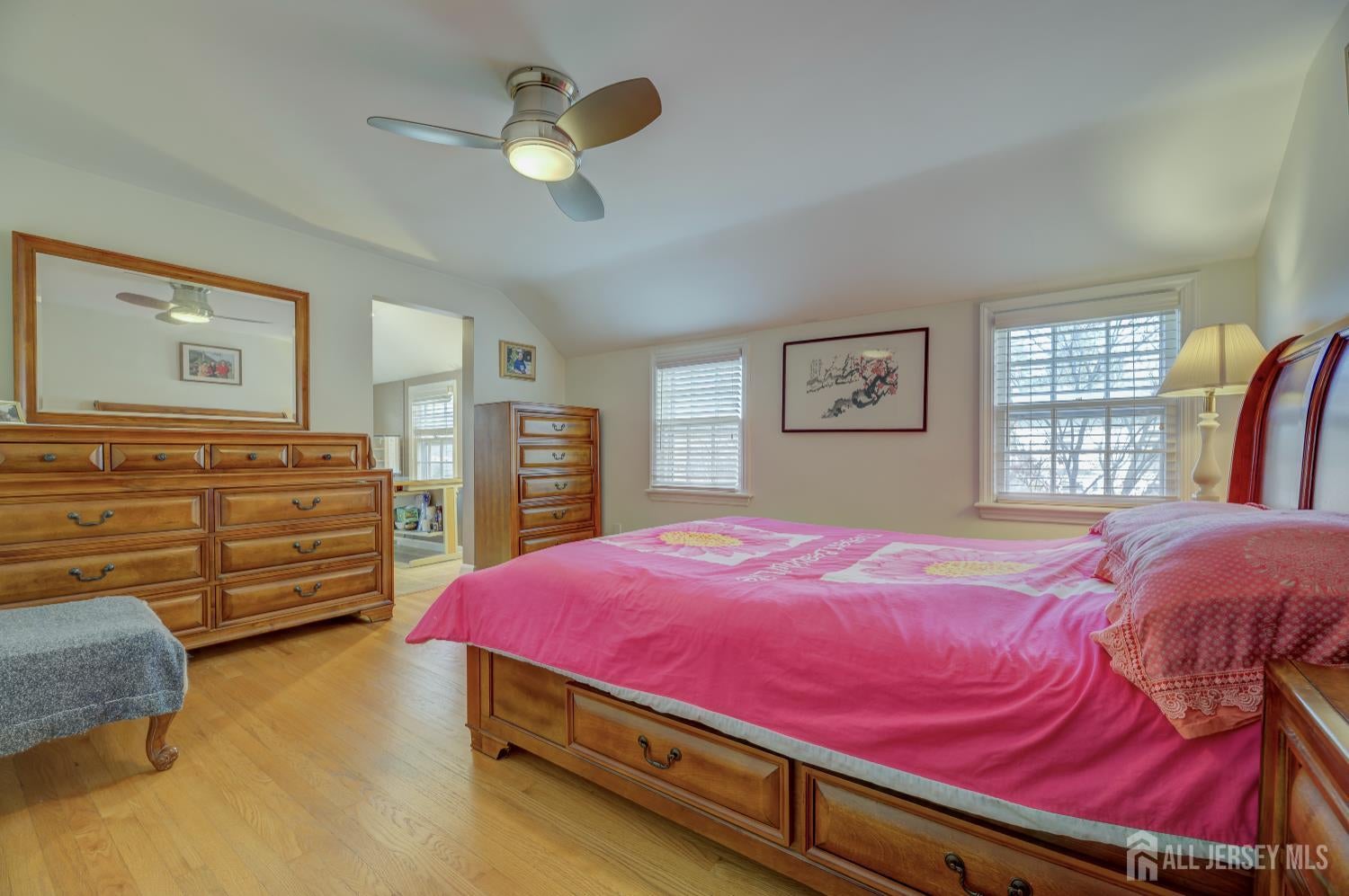 New Brunswick, New Jersey, 08901, United States, 4 Bedrooms Bedrooms, ,4 BathroomsBathrooms,Residential,For Sale,1996450