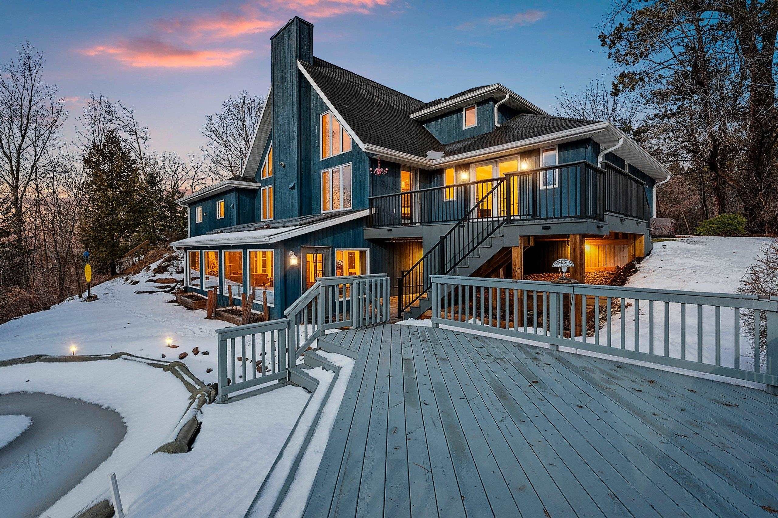 GREEN BAY, Wisconsin, 54313-8600, United States, 3 Bedrooms Bedrooms, ,4 BathroomsBathrooms,Residential,For Sale,2009732