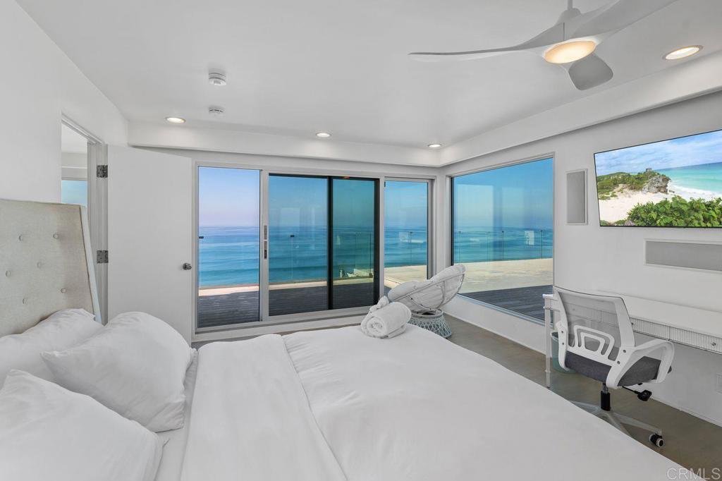Encinitas, California, 92024, United States, 5 Bedrooms Bedrooms, ,7 BathroomsBathrooms,Residential,For Sale,2003398