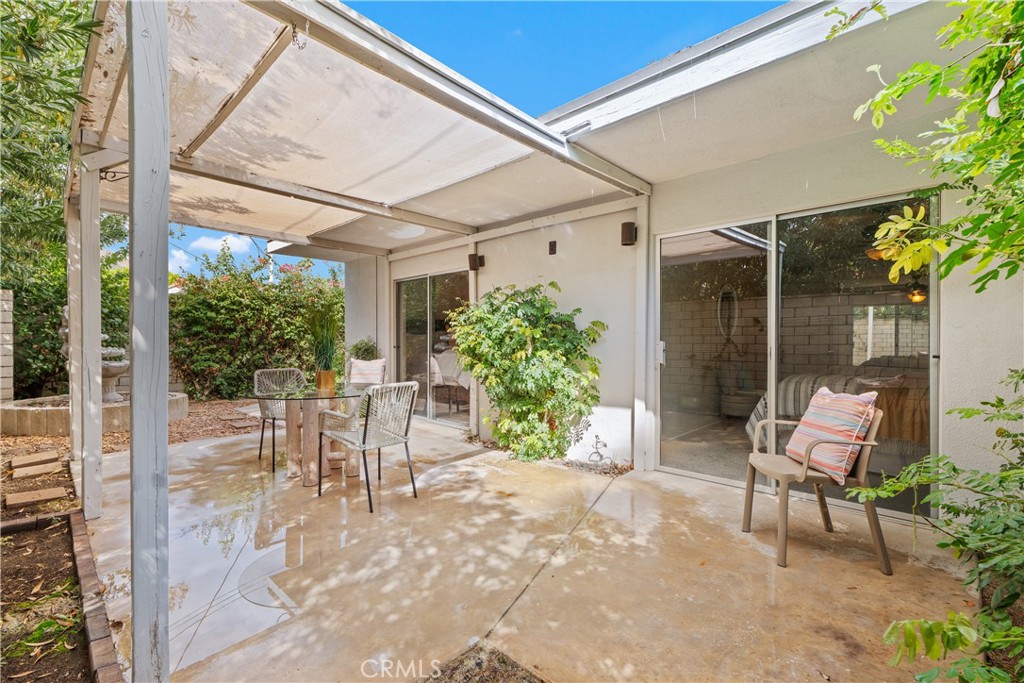 Palm Desert, California, 92260, United States, 2 Bedrooms Bedrooms, ,2 BathroomsBathrooms,Residential,For Sale,1948524