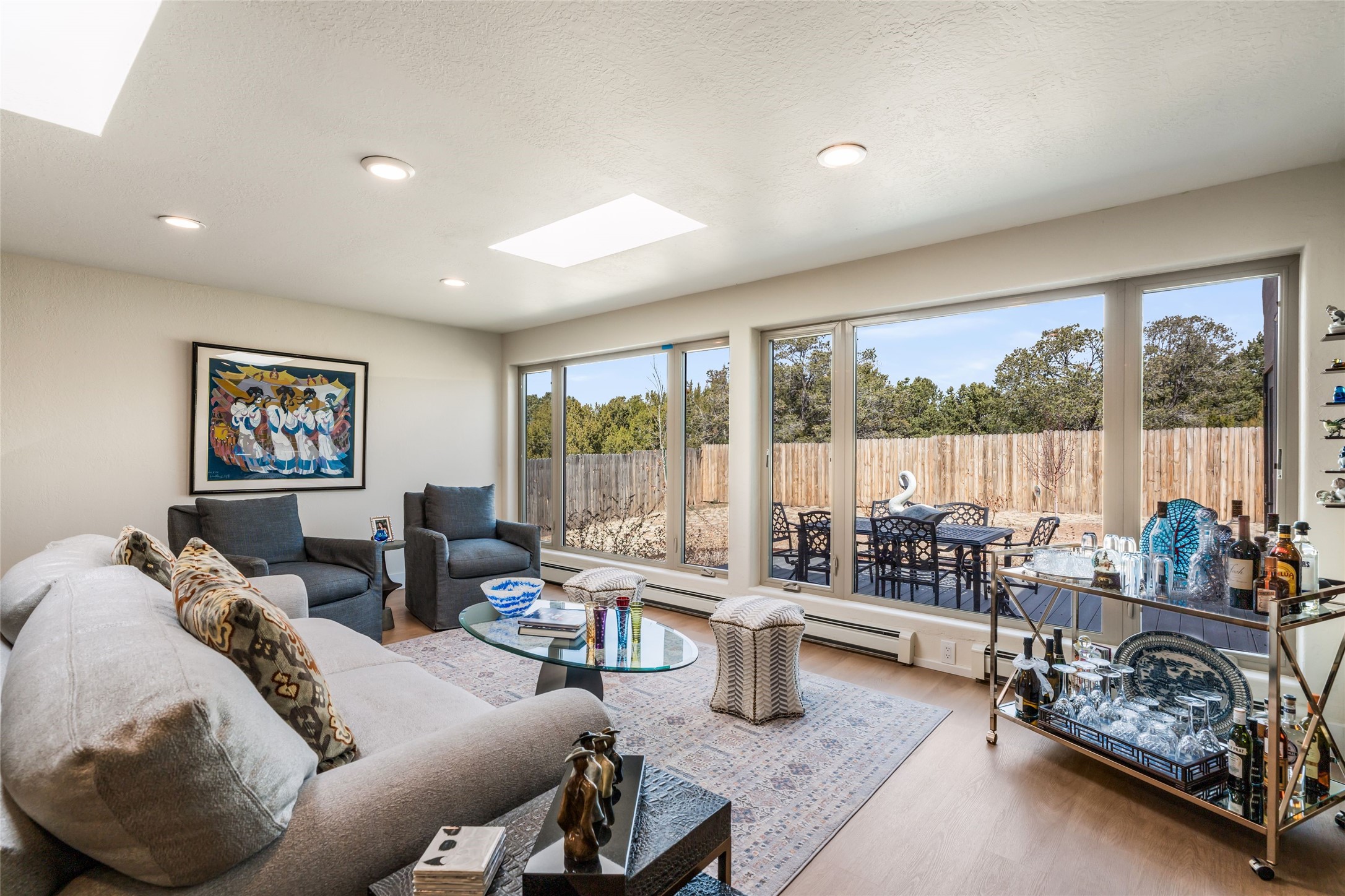  697 Calle Espejo - 物件實景