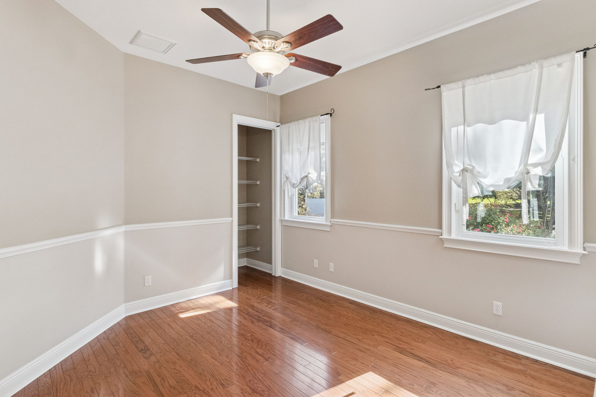 Plant City, Florida, 33565, United States, 4 Bedrooms Bedrooms, ,3 BathroomsBathrooms,Residential,For Sale,2005907