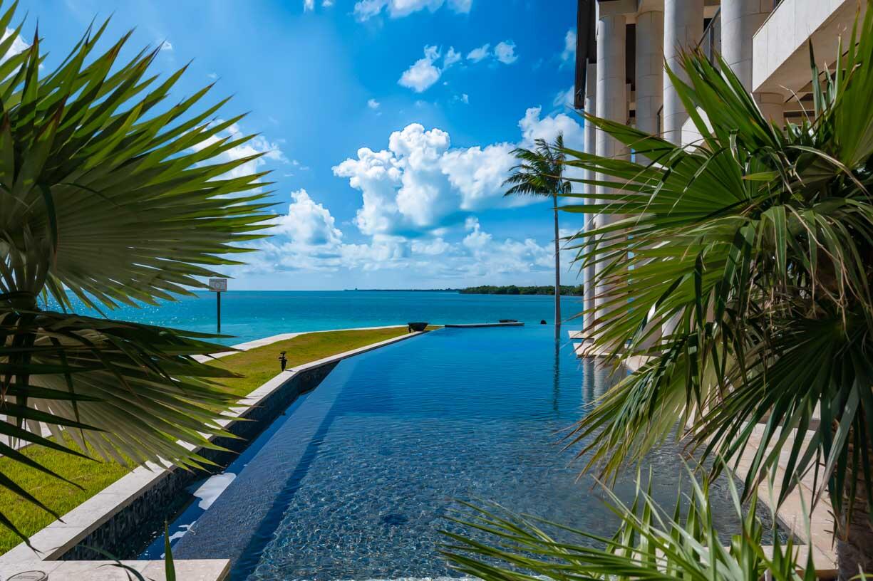 Duck, Florida, 33050, United States, 3 Bedrooms Bedrooms, ,4 BathroomsBathrooms,Residential,For Sale,1970637