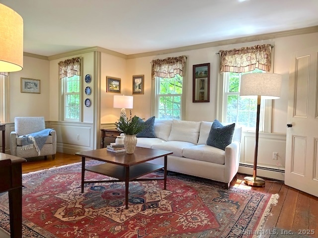 Old Lyme, Connecticut, 06371, United States, 4 Bedrooms Bedrooms, ,2 BathroomsBathrooms,Residential,For Sale,1998441