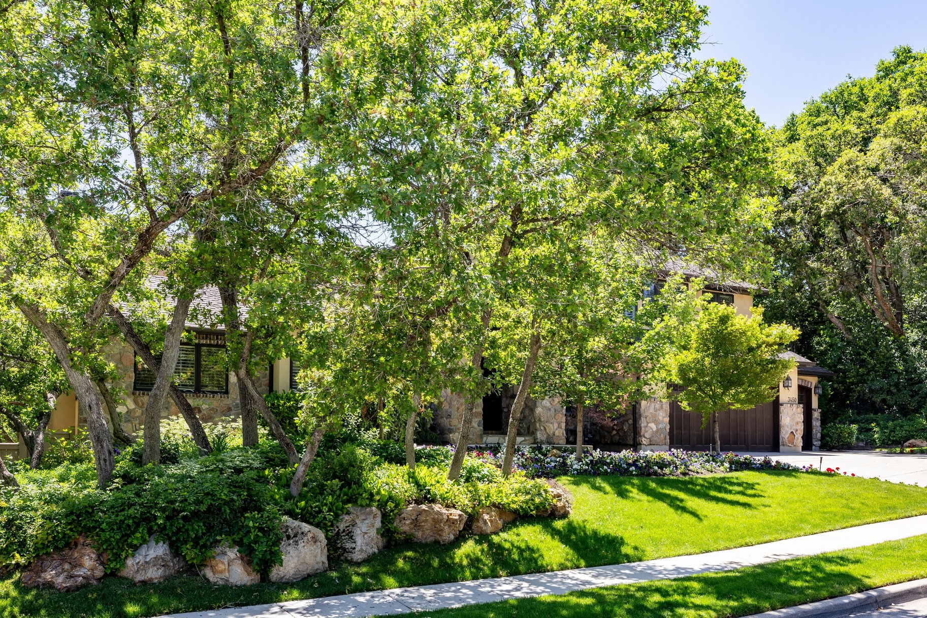  Private Cottonwood Heights Estate with Resort Backyard & Mountain Views - 物件實景