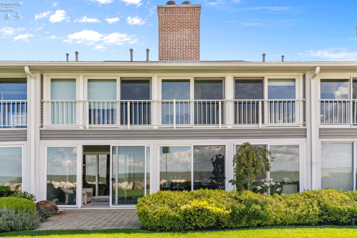 Port Clinton, Ohio, 43452, United States, 3 Bedrooms Bedrooms, ,2 BathroomsBathrooms,Residential,For Sale,1980144