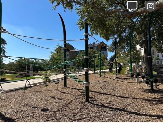 Austin, Texas, 78731, United States, 4 Bedrooms Bedrooms, ,3 BathroomsBathrooms,Residential,For Sale,1885336