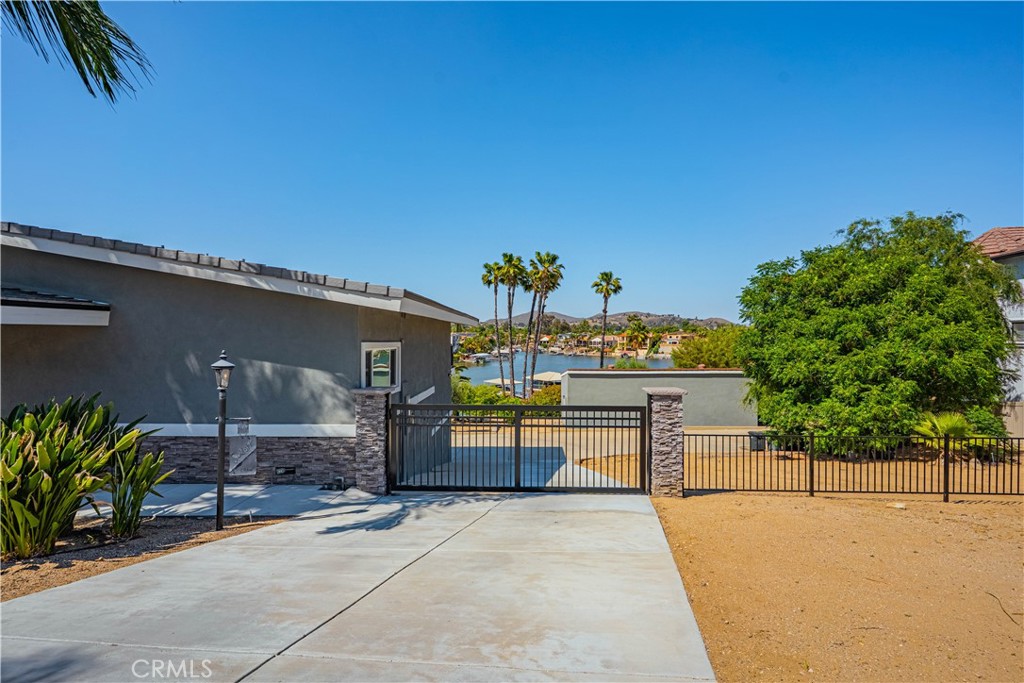 CANYON LAKE, California, 92587, United States, 3 Bedrooms Bedrooms, ,3 BathroomsBathrooms,Residential,For Sale,1827222
