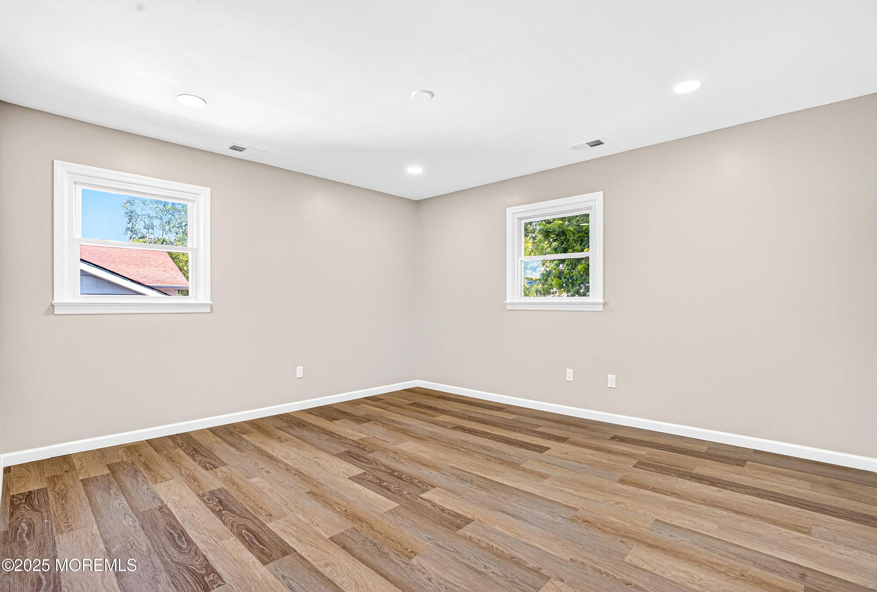 Jamesburg, New Jersey, 08831, United States, 4 Bedrooms Bedrooms, ,3 BathroomsBathrooms,Residential,For Sale,1973980