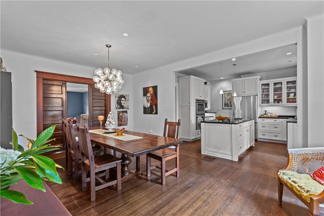 Point Breeze, Pennsylvania, 15206, United States, 6 Bedrooms Bedrooms, ,4 BathroomsBathrooms,Residential,For Sale,1828152