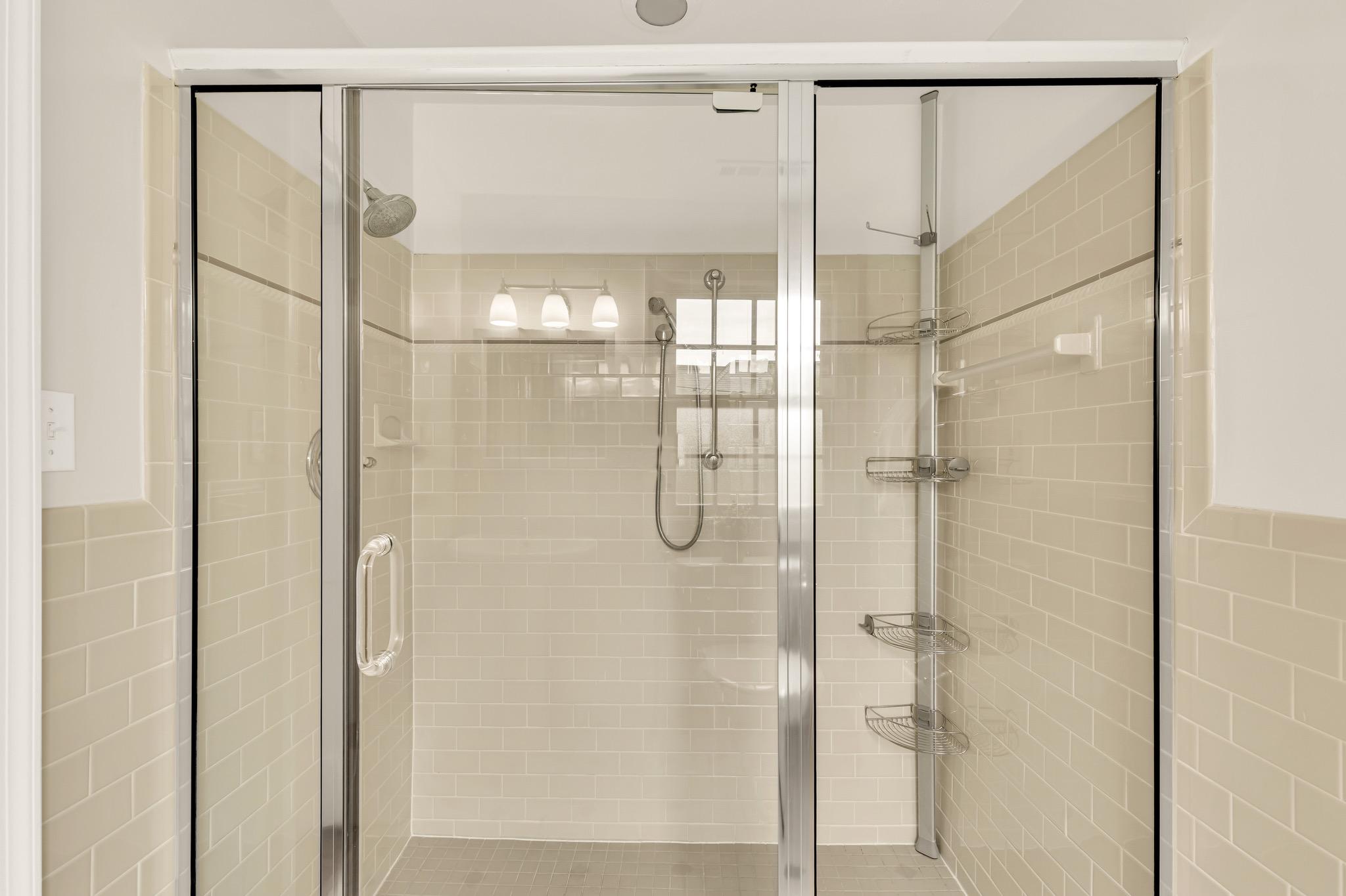  3737 Van Ness Street NW, Washington, DC, 20016 - 物件實景