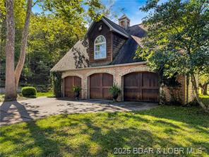 Camdenton, Missouri, 65020, United States, 4 Bedrooms Bedrooms, ,5 BathroomsBathrooms,Residential,For Sale,1989122