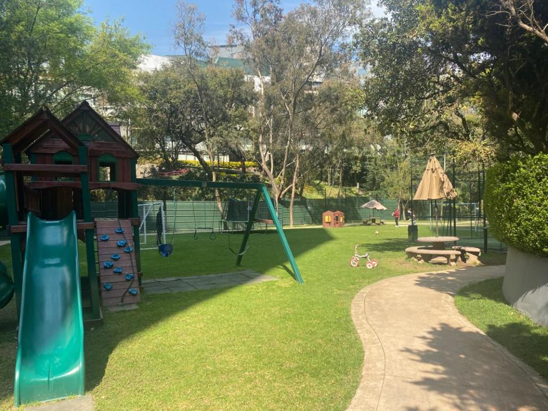 Paseo de la Reforma, Miguel Hidalgo, Ciudad de México, 11910, Mexico, 3 Bedrooms Bedrooms, ,2 BathroomsBathrooms,Residential,For Sale,Paseo de la Reforma,1443555