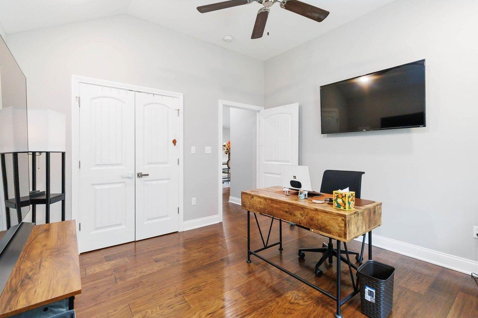 Somerset, Kentucky, 42503, United States, 4 Bedrooms Bedrooms, ,3 BathroomsBathrooms,Residential,For Sale,1981769