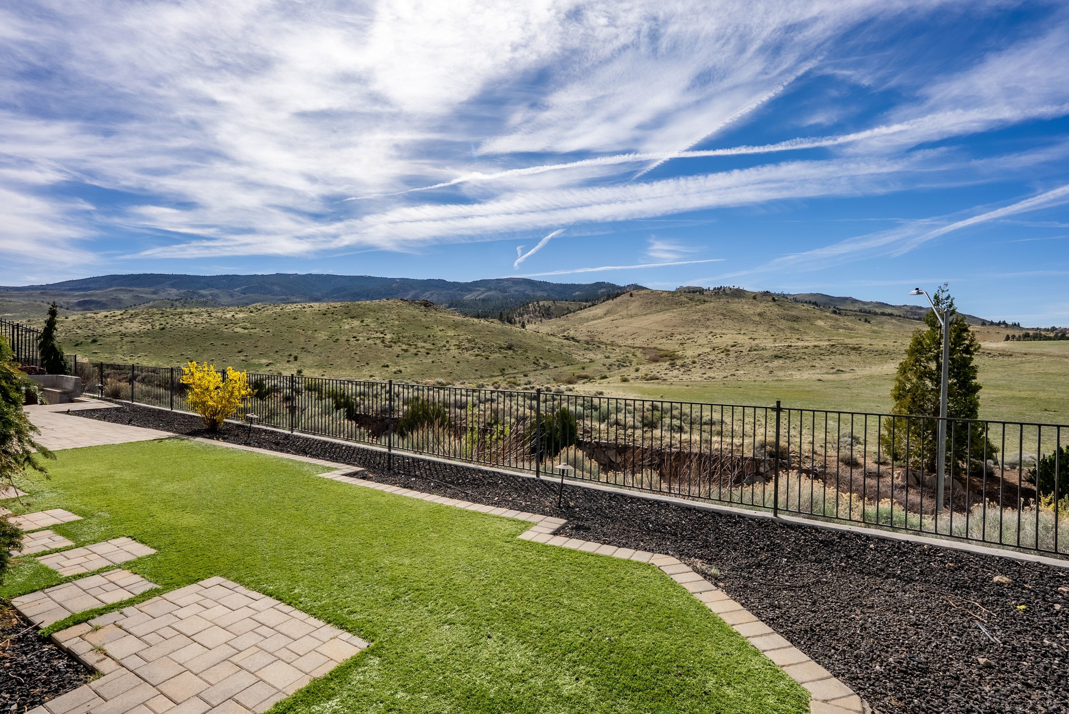  Luxurious Modern Farmhouse with Breathtaking Views - 物件實景