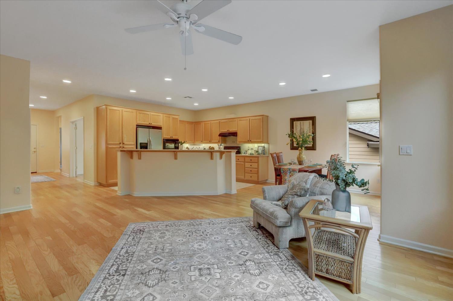 Grass Valley, California, 95945, United States, 2 Bedrooms Bedrooms, ,2 BathroomsBathrooms,Residential,For Sale,1990236