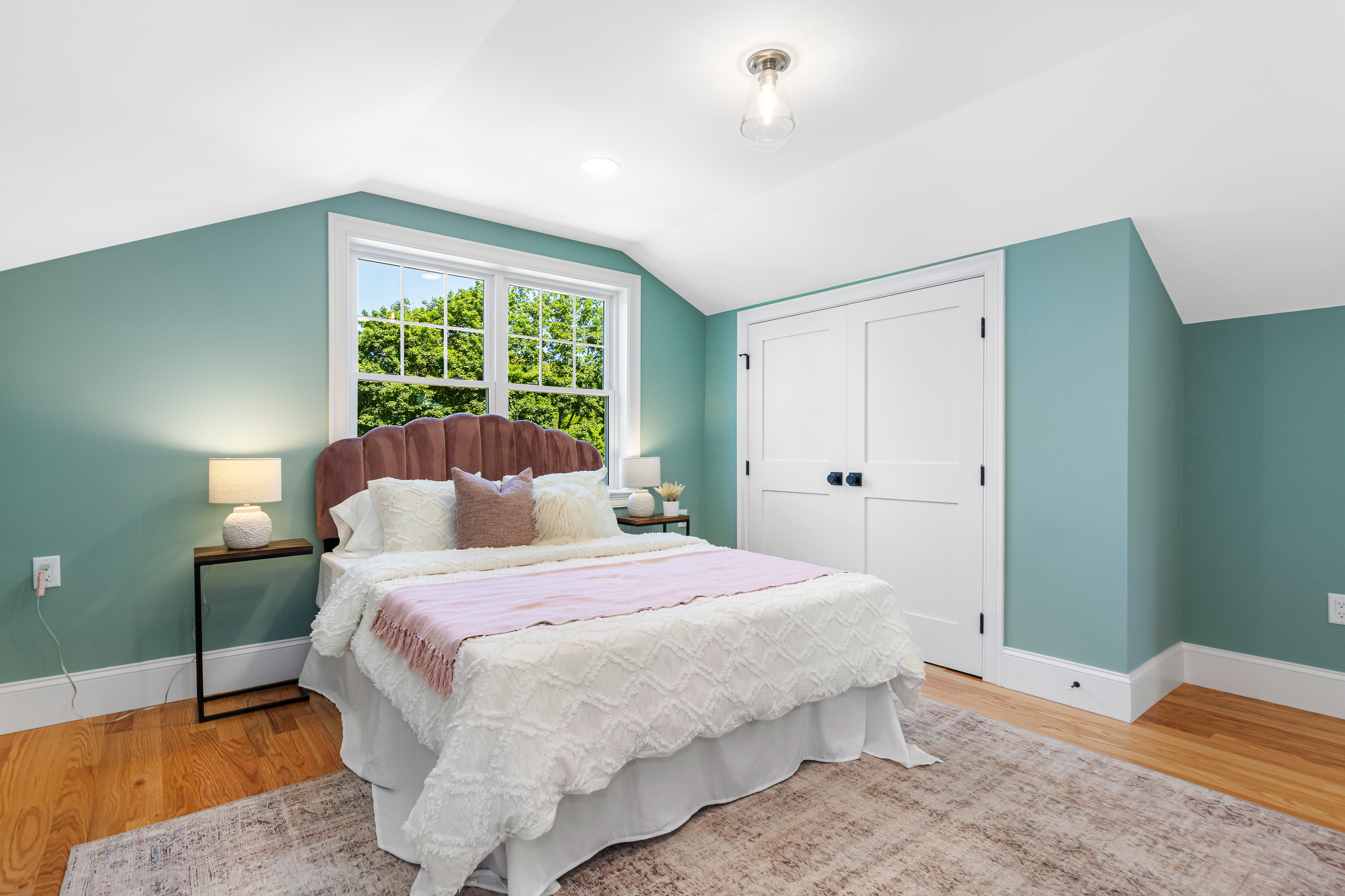  93 Hathaway Circle, Arlington, MA, 02476 - 物件實景