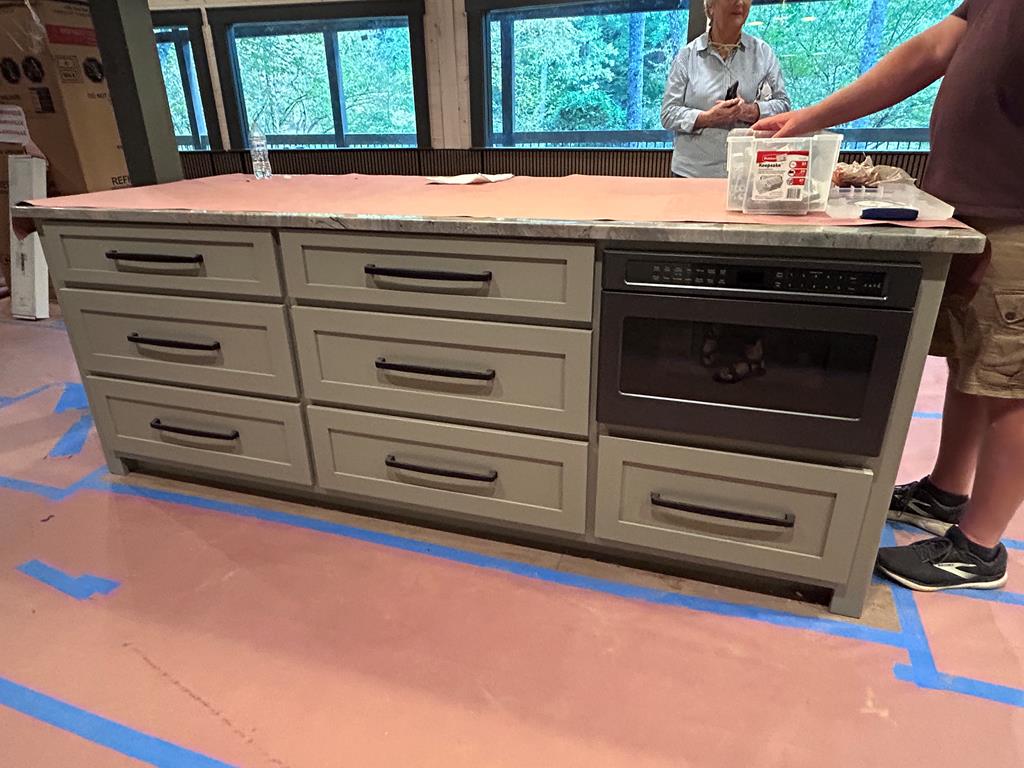 Mineral Bluff, Georgia, 30559, United States, 4 Bedrooms Bedrooms, ,5 BathroomsBathrooms,Residential,For Sale,1858917