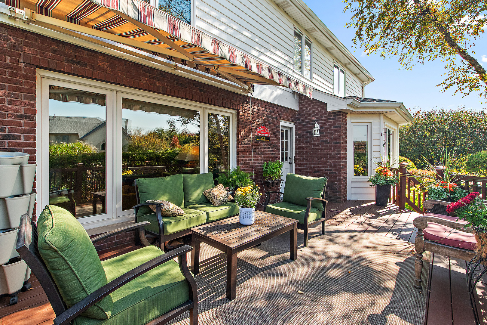 Orland Park, Illinois, 60467, United States, 4 Bedrooms Bedrooms, ,5 BathroomsBathrooms,Residential,For Sale,1987350