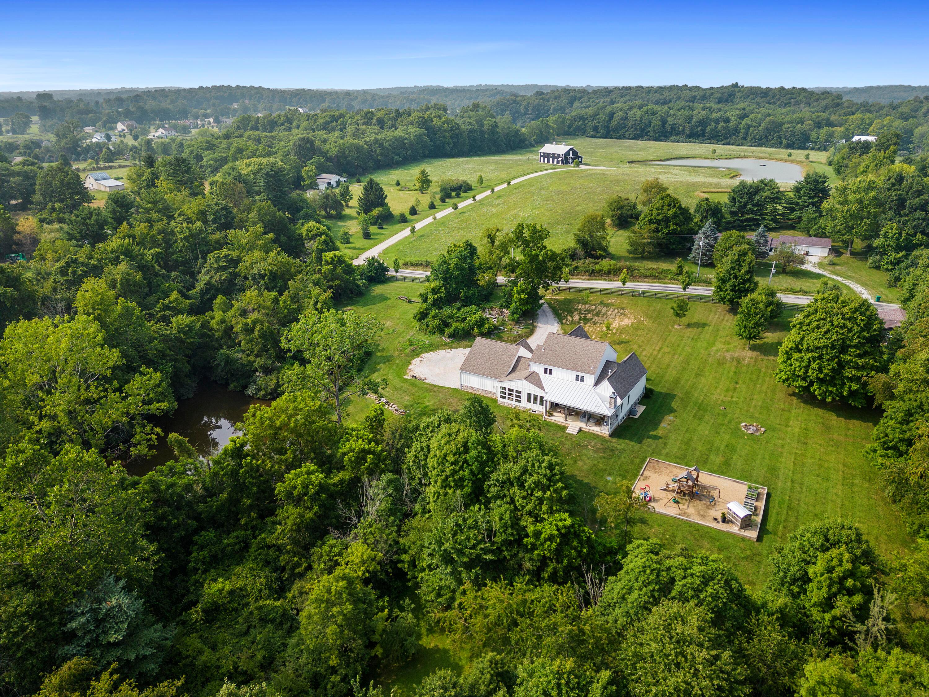 Alexandria, Ohio, 43001, United States, 4 Bedrooms Bedrooms, ,4 BathroomsBathrooms,Residential,For Sale,1907180