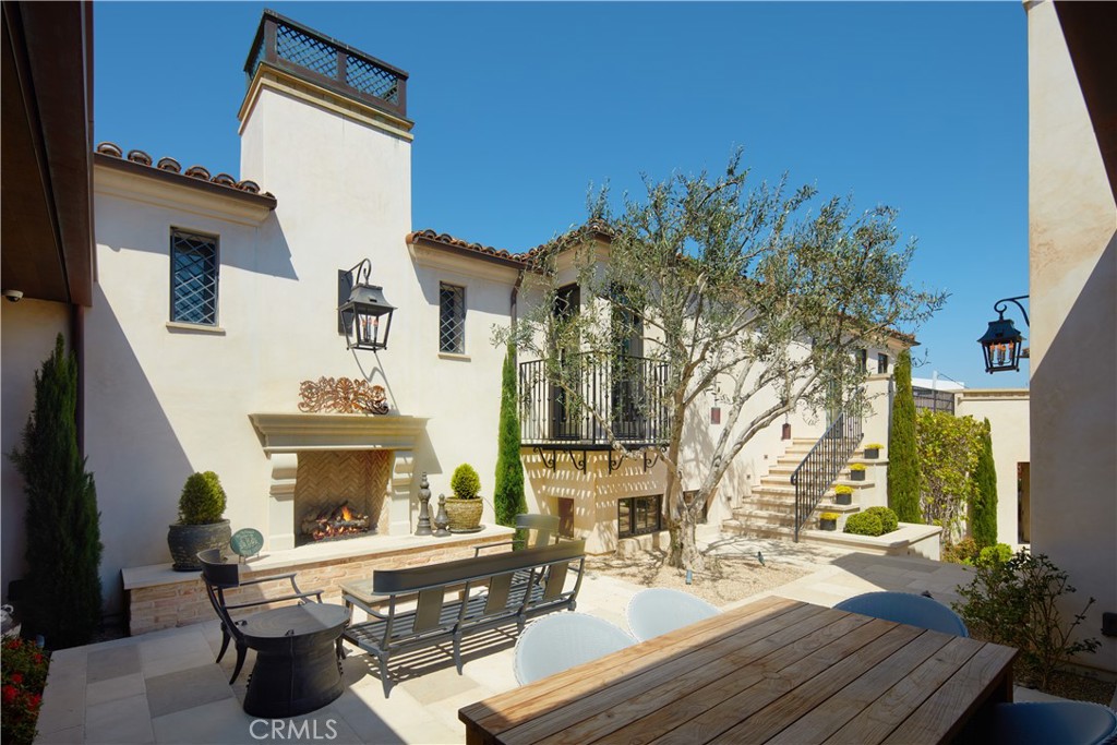 Dana Point, California, 92629, United States, 4 Bedrooms Bedrooms, ,6 BathroomsBathrooms,Residential,For Sale,1804585
