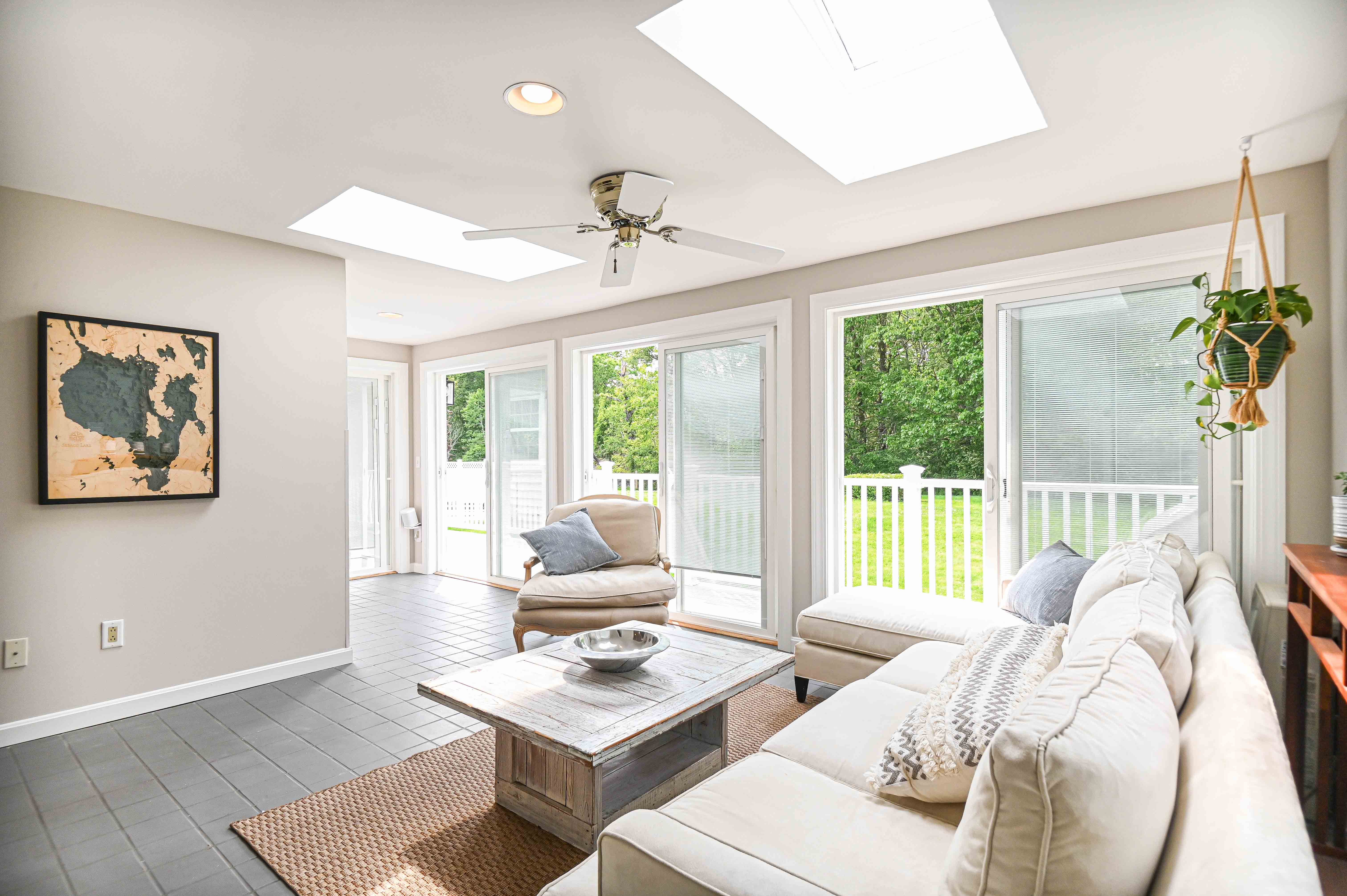 York, Maine, 03909, United States, 3 Bedrooms Bedrooms, ,3 BathroomsBathrooms,Residential,For Sale,1856750