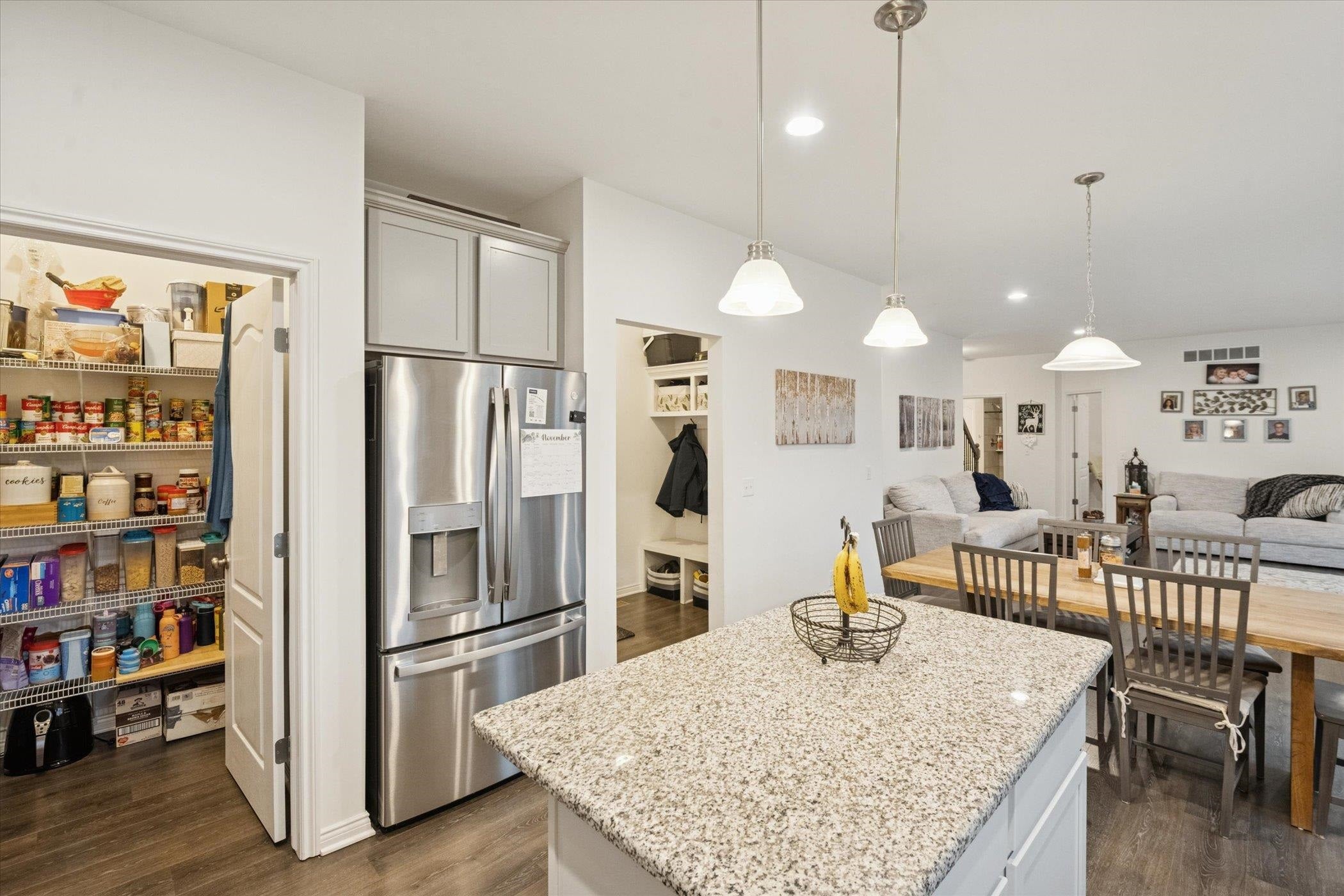 Ortonville, Michigan, 48462, United States, 5 Bedrooms Bedrooms, ,3 BathroomsBathrooms,Residential,For Sale,2008578