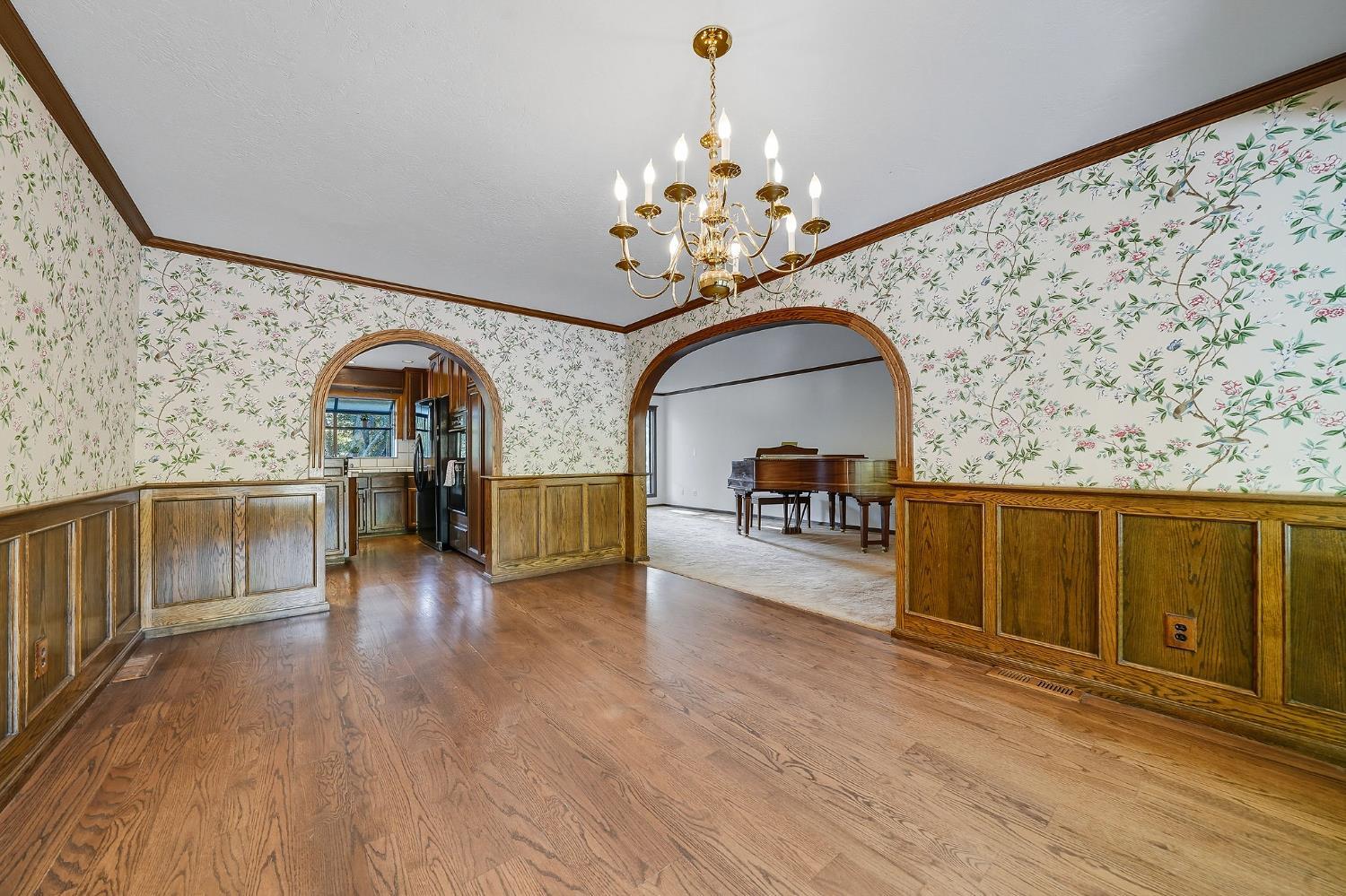 Pine Grove, California, 95665, United States, 3 Bedrooms Bedrooms, ,4 BathroomsBathrooms,Residential,For Sale,1975649