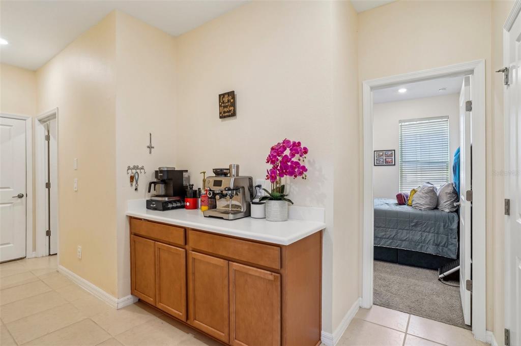 Apopka, Florida, 32703, United States, 5 Bedrooms Bedrooms, ,5 BathroomsBathrooms,Residential,For Sale,1837631