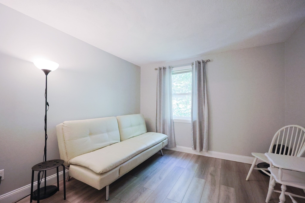 Stoneham, Massachusetts, 02180, United States, 4 Bedrooms Bedrooms, ,2 BathroomsBathrooms,Residential,For Sale,1940945
