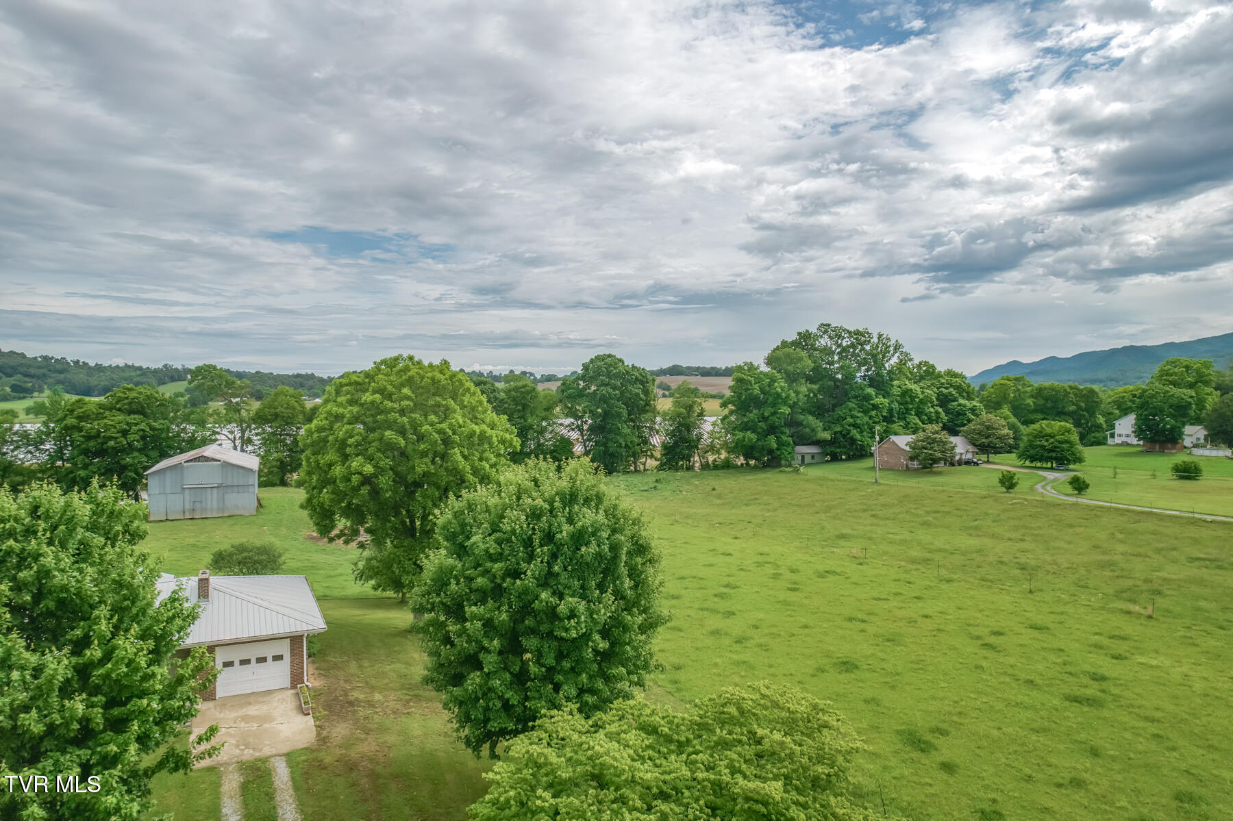 Chuckey, Tennessee, 37641, United States, 3 Bedrooms Bedrooms, ,1 BathroomBathrooms,Residential,For Sale,2048745