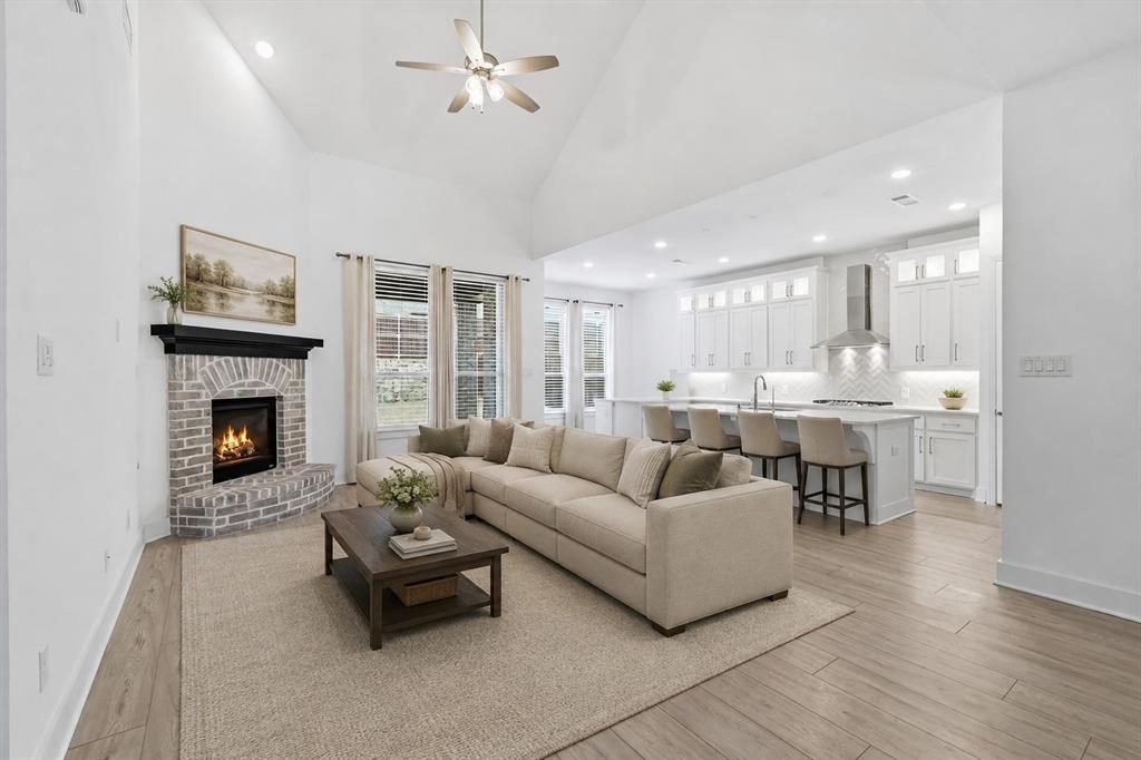 Oak Point, Texas, 75068, United States, 4 Bedrooms Bedrooms, ,3 BathroomsBathrooms,Residential,For Sale,2024107