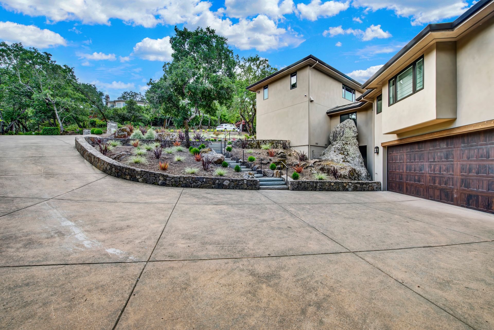  Gated Hagen Oaks Estates Residence - 物件實景
