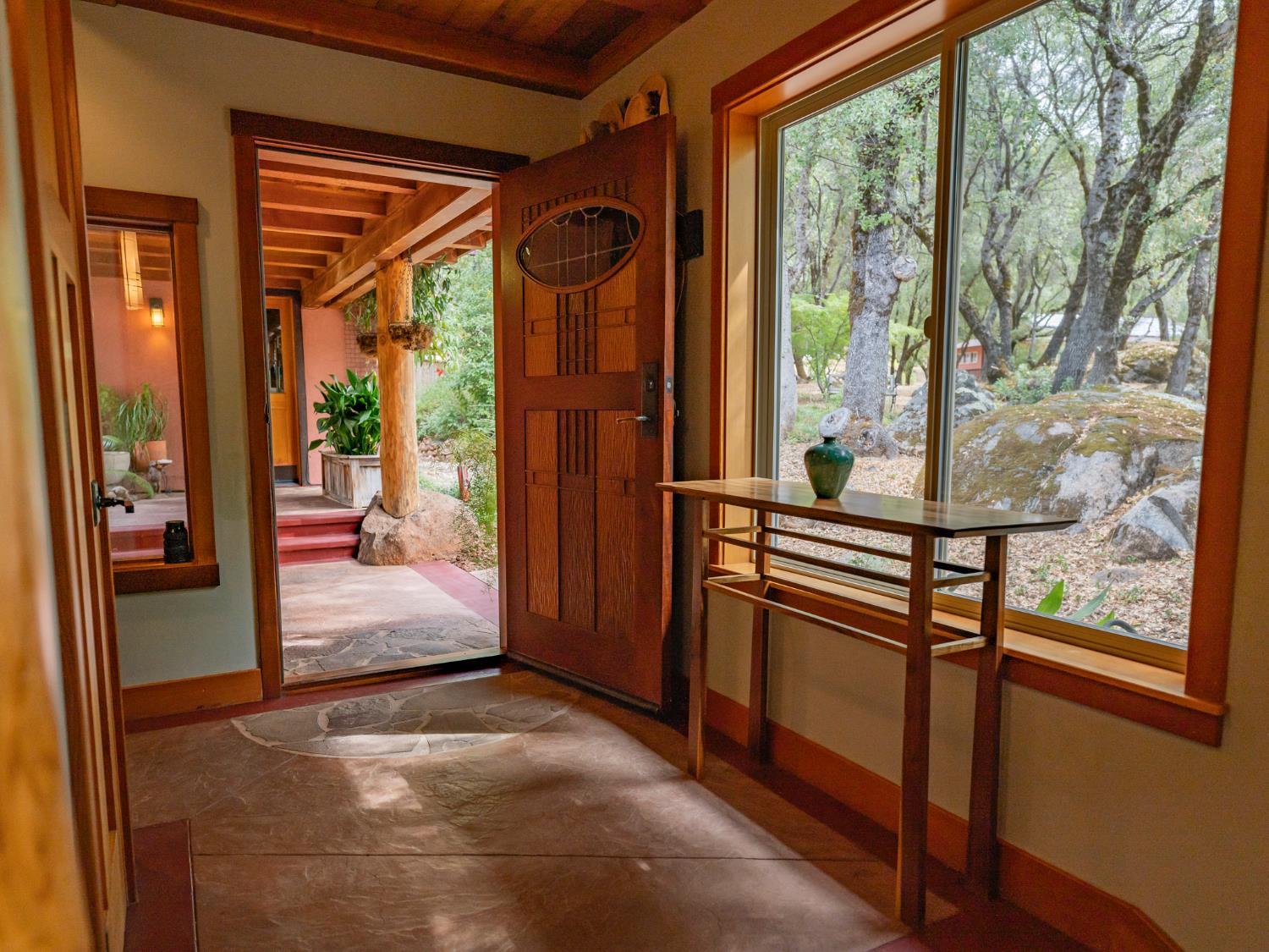 Nevada City, California, 95959, United States, 3 Bedrooms Bedrooms, ,3 BathroomsBathrooms,Residential,For Sale,1987910