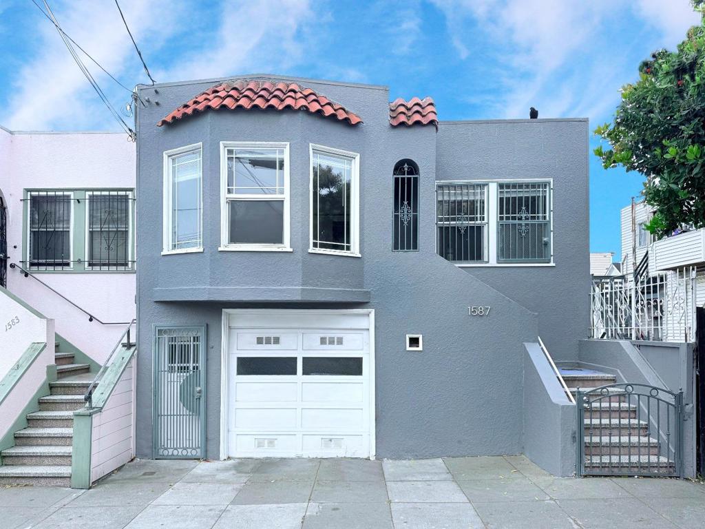 San Francisco, California, 94124, United States, 3 Bedrooms Bedrooms, ,2 BathroomsBathrooms,Residential,For Sale,1825173