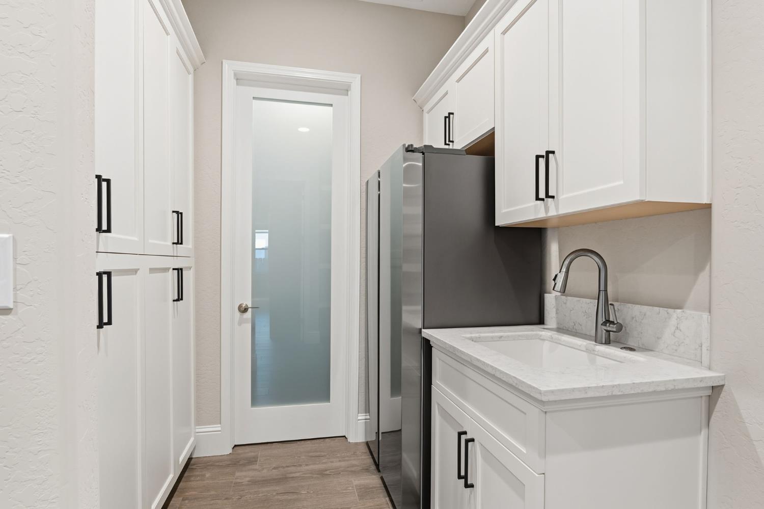 Clovis, California, 93619, United States, 4 Bedrooms Bedrooms, ,4 BathroomsBathrooms,Residential,For Sale,2010816