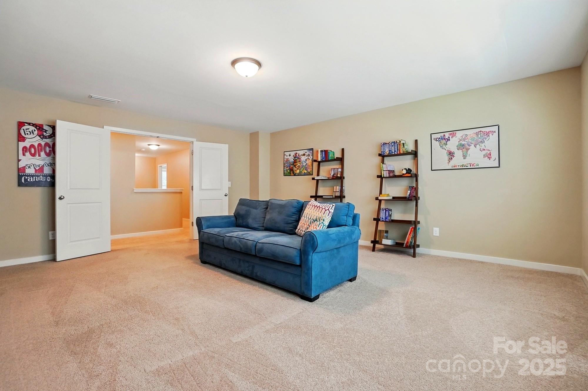 Fort Mill, South Carolina, 29707, United States, 5 Bedrooms Bedrooms, ,4 BathroomsBathrooms,Residential,For Sale,1840064