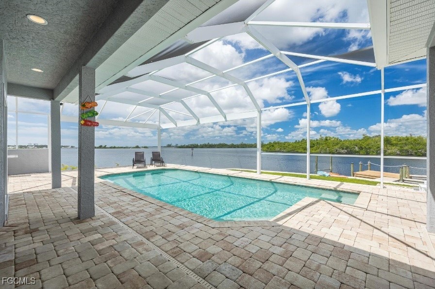 Fort Myers, Florida, 33905, United States, 3 Bedrooms Bedrooms, ,4 BathroomsBathrooms,Residential,For Sale,1997998