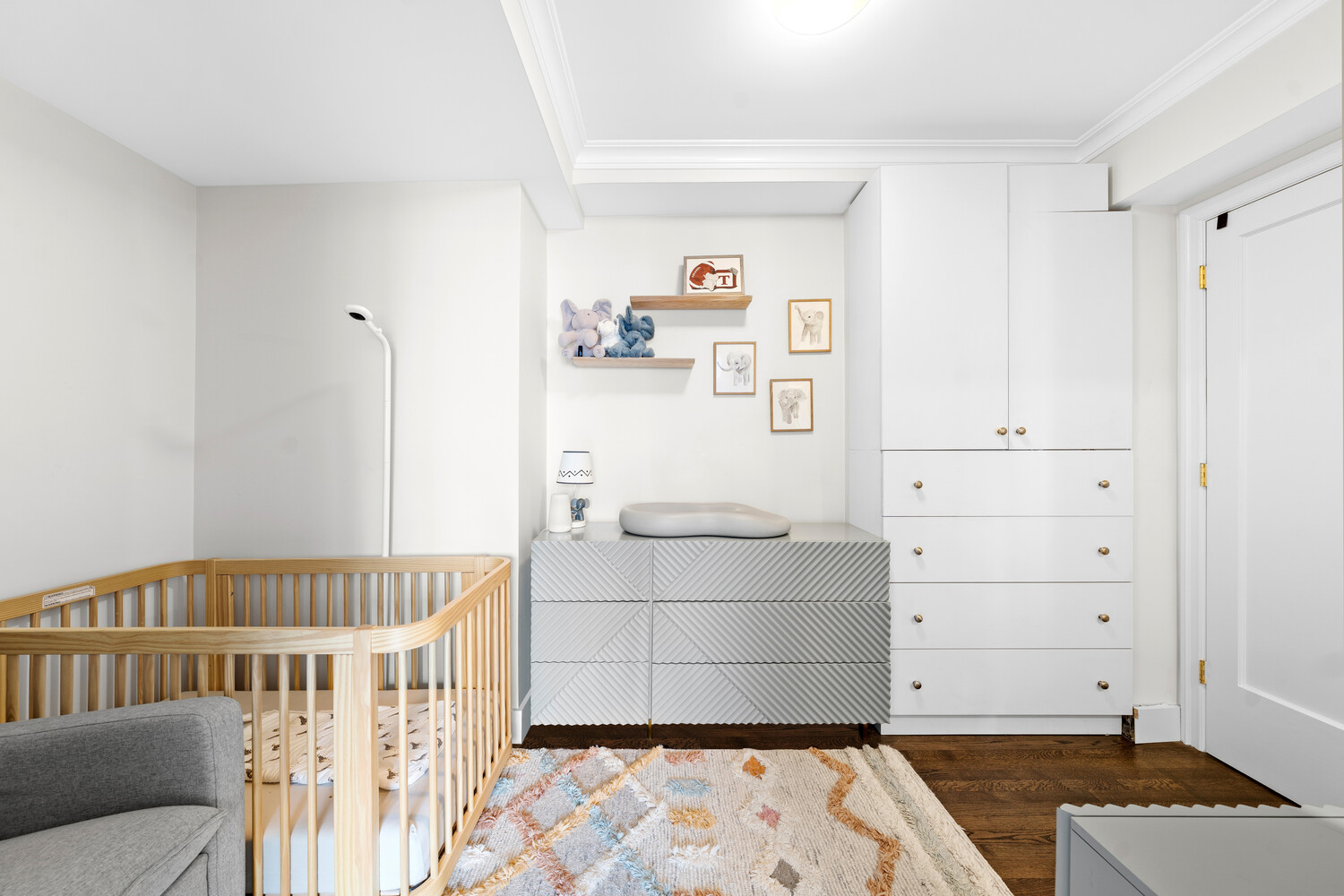 New York City, New York, 10017, United States, 1 Bedroom Bedrooms, ,2 BathroomsBathrooms,Residential,For Sale,1913722