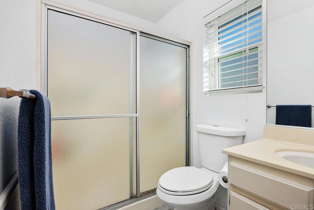 Vista, California, 92081, United States, 3 Bedrooms Bedrooms, ,3 BathroomsBathrooms,Residential,For Sale,1987768