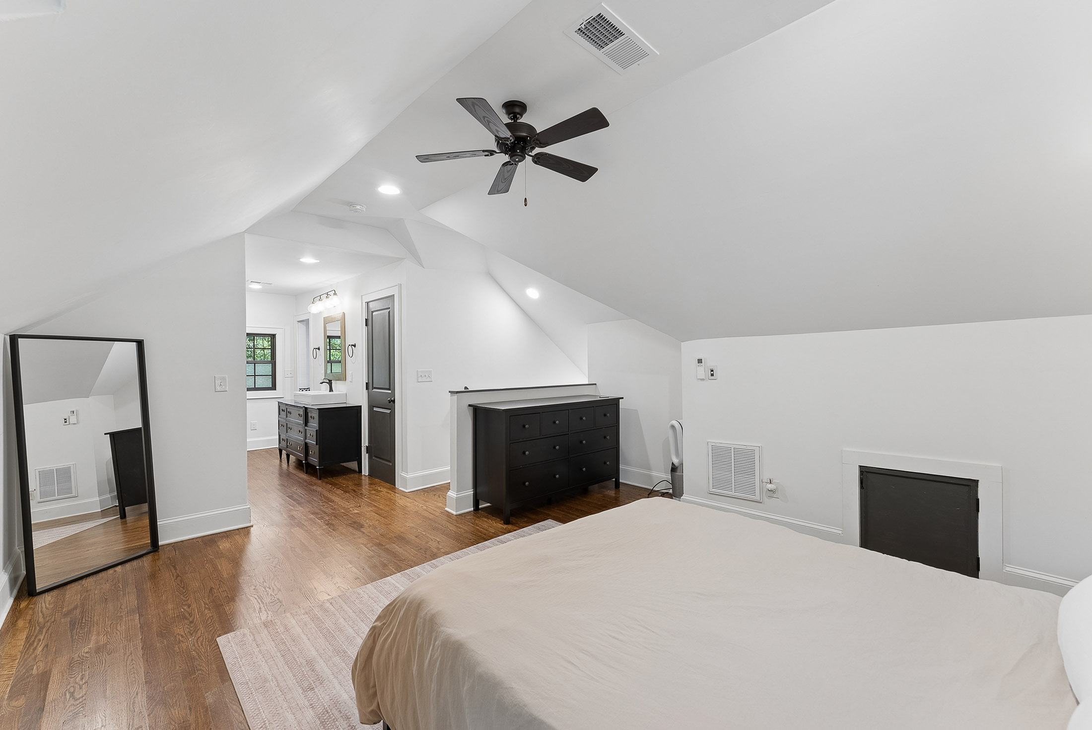  Charming East Atlanta Cottage on Rare Creekside Lot - 物件實景