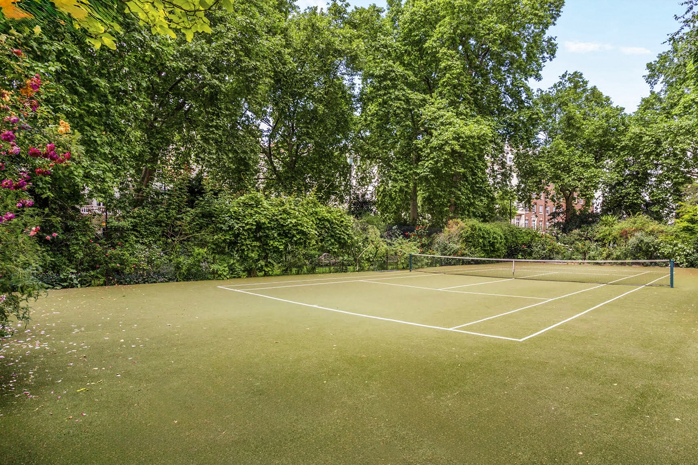  A beautiful brand-new mews home with private parking and award-winning gardens - 物件實景