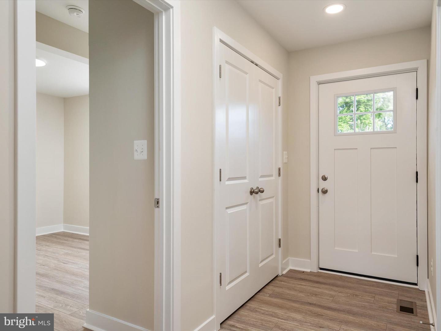 Glen Burnie, Maryland, 21060, United States, 3 Bedrooms Bedrooms, ,2 BathroomsBathrooms,Residential,For Sale,1958960