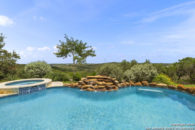 Boerne, Texas, 78006, United States, 4 Bedrooms Bedrooms, ,4 BathroomsBathrooms,Residential,For Sale,1891187