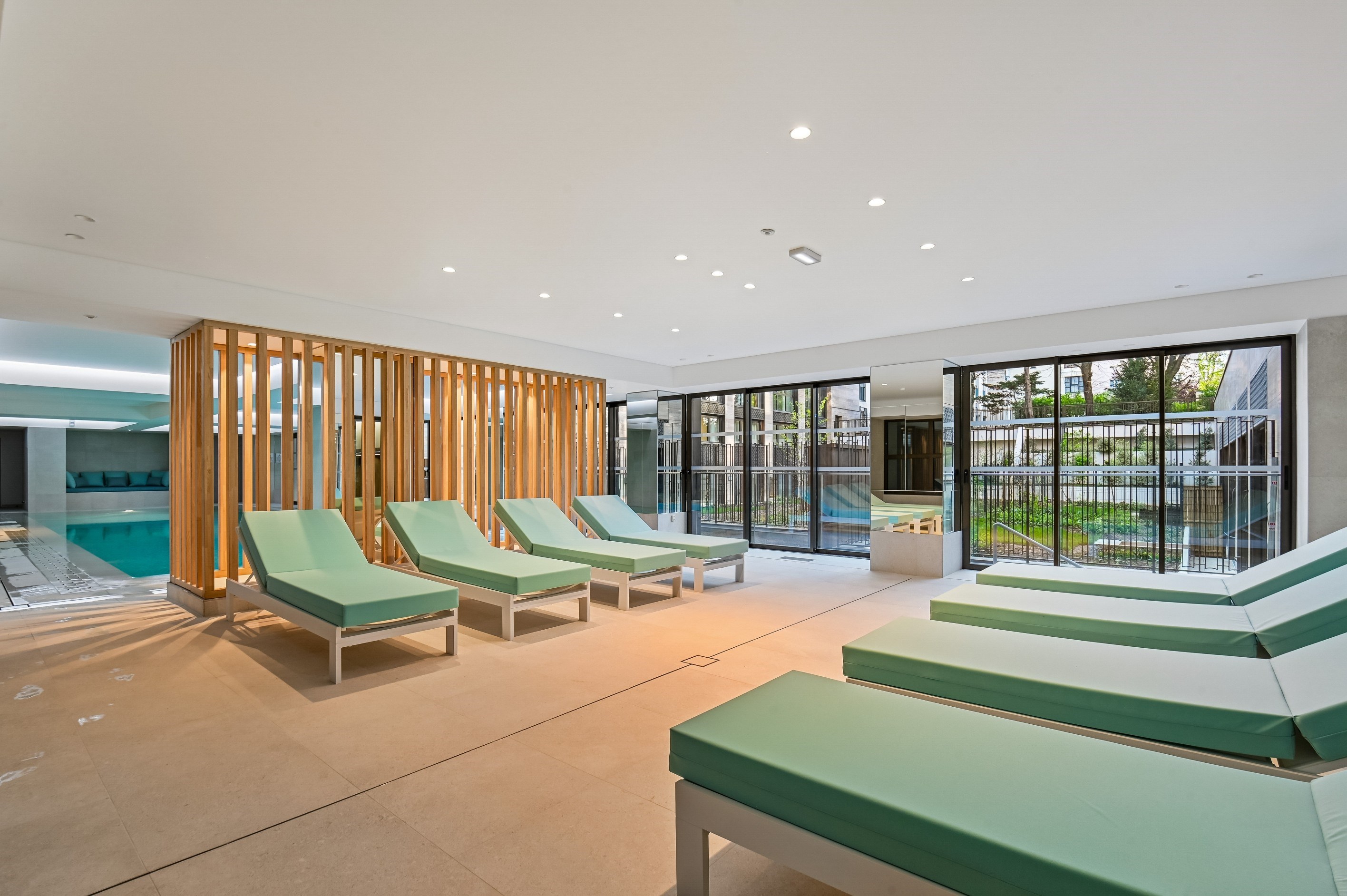  3-ROOM APARTMENT / SINGLE-LEVEL TERRACE - 物件實景
