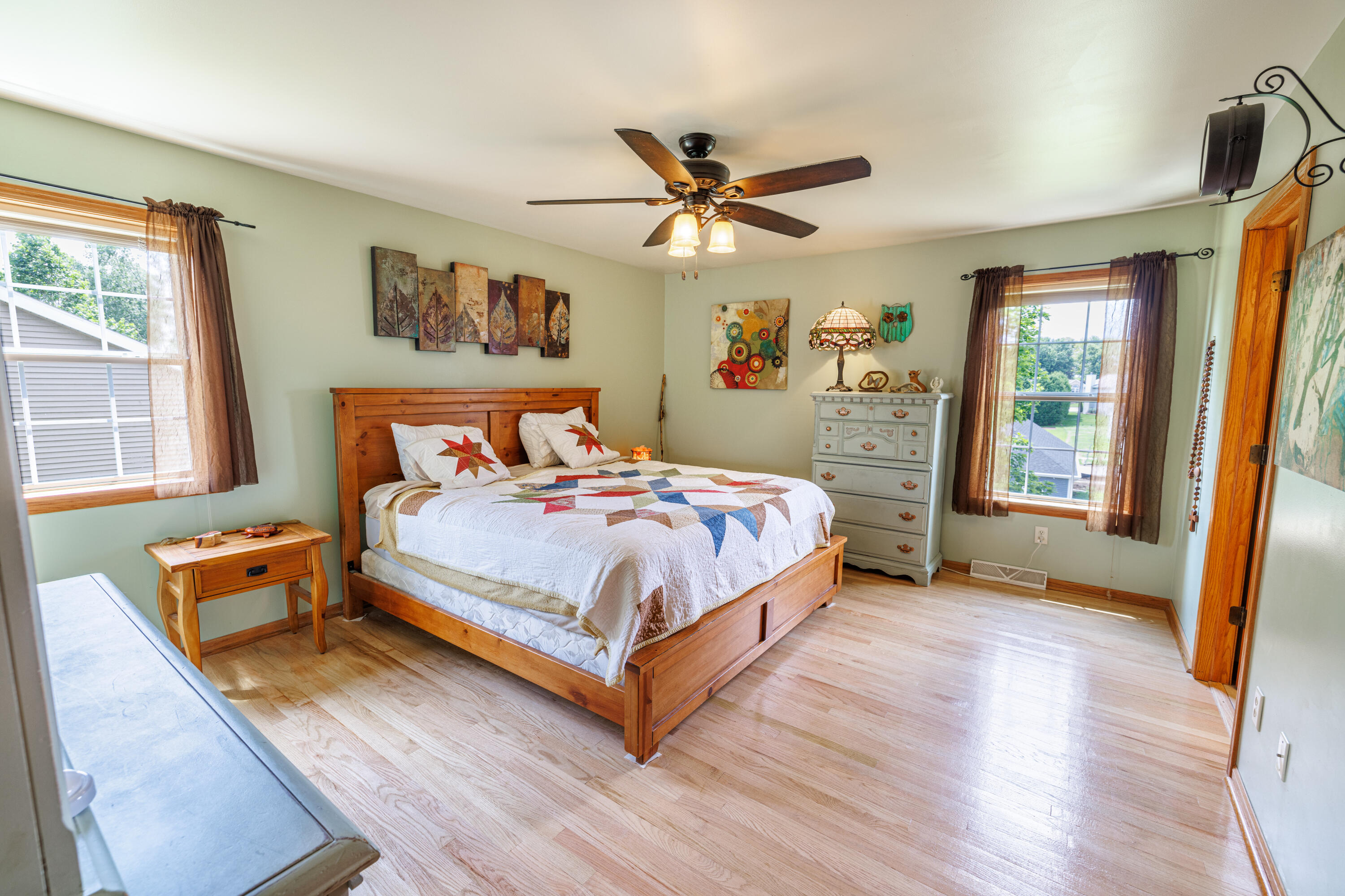 Theresa, Wisconsin, 53091, United States, 4 Bedrooms Bedrooms, ,4 BathroomsBathrooms,Residential,For Sale,1927887